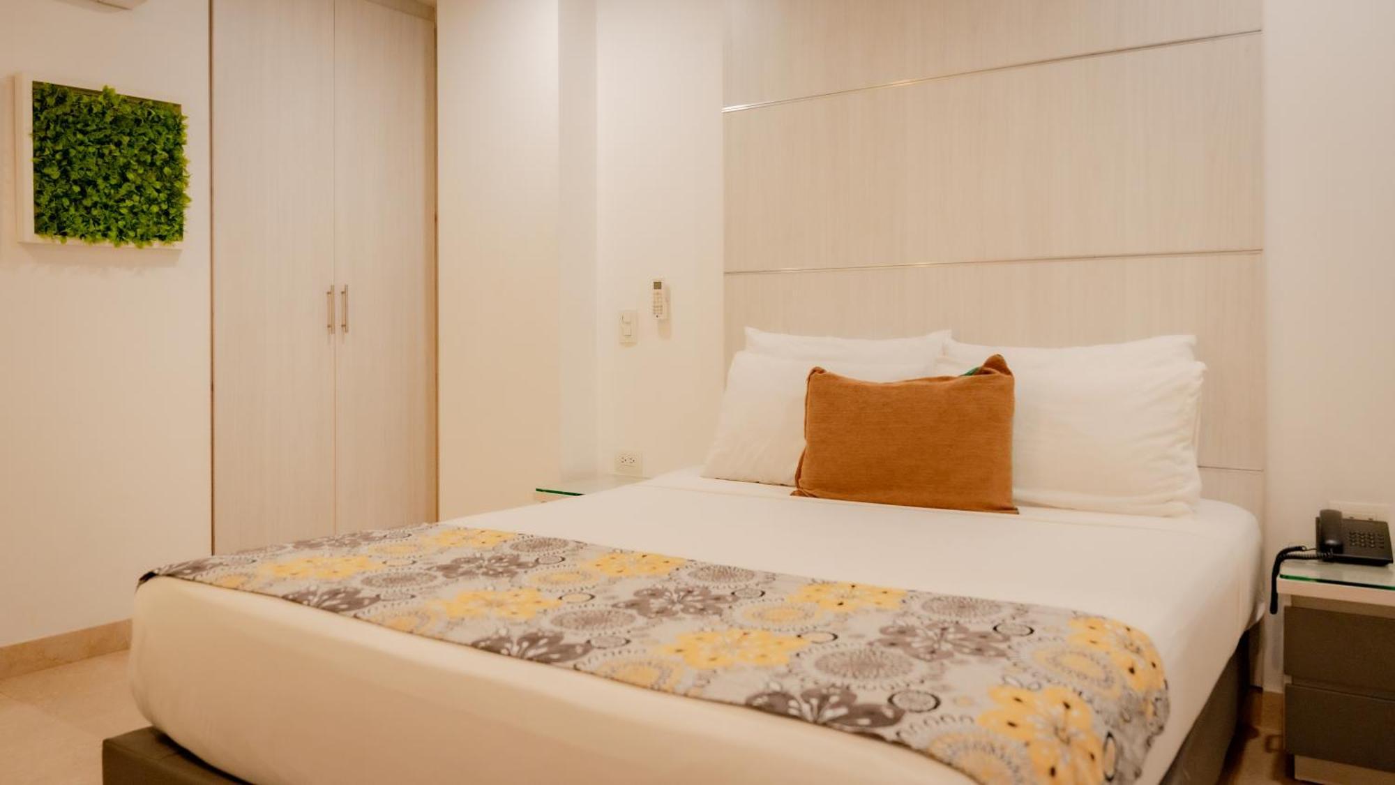 Hotel Madeiro Медельїн Екстер'єр фото
