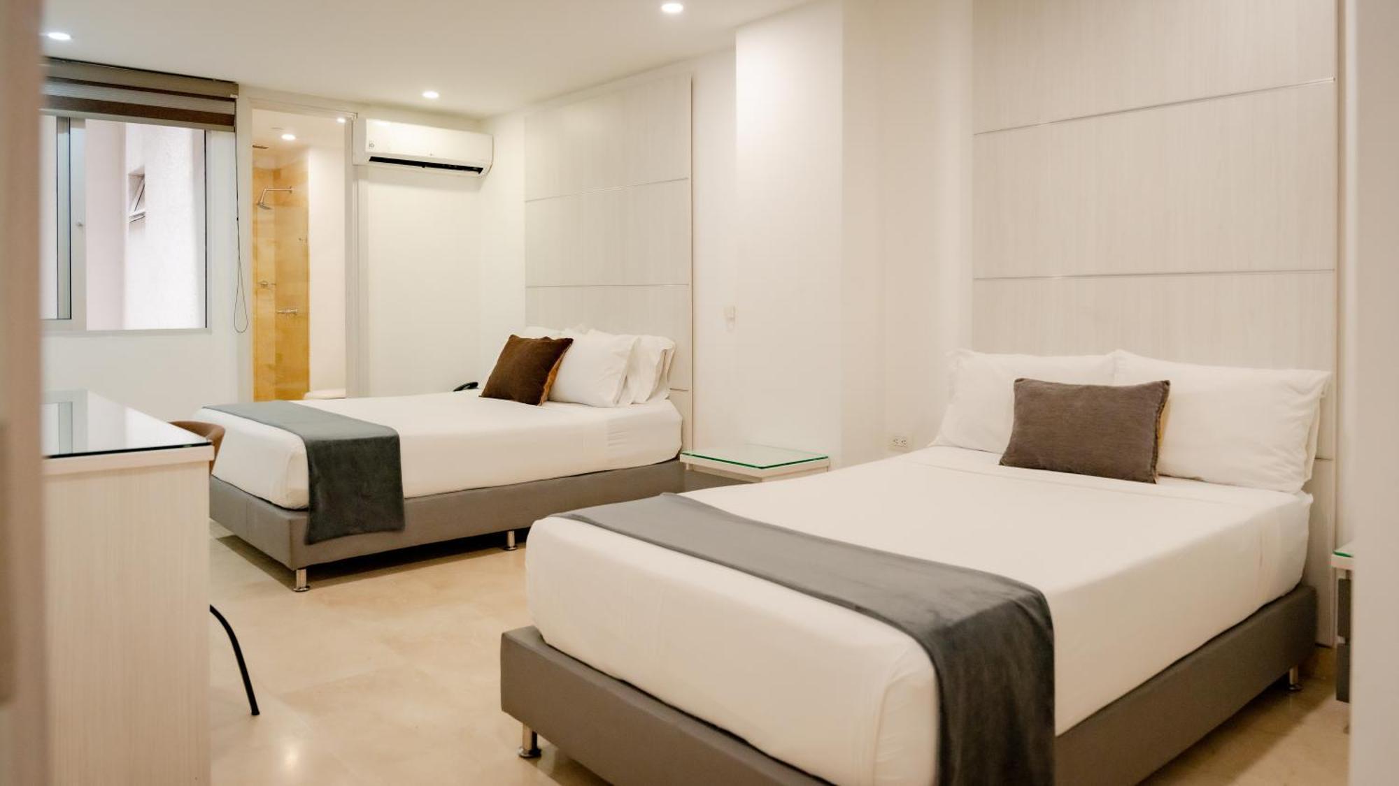 Hotel Madeiro Медельїн Екстер'єр фото
