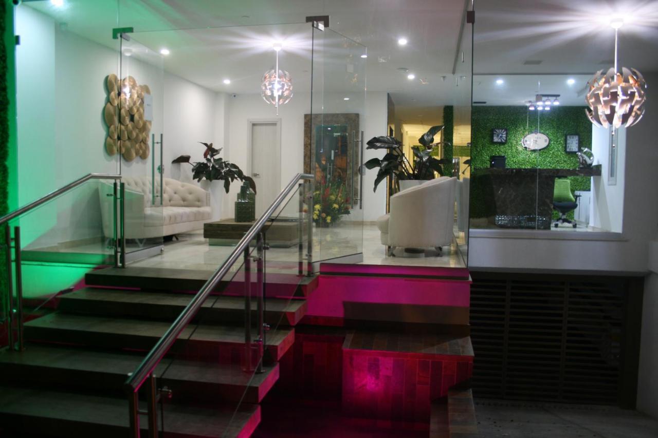 Hotel Madeiro Медельїн Екстер'єр фото